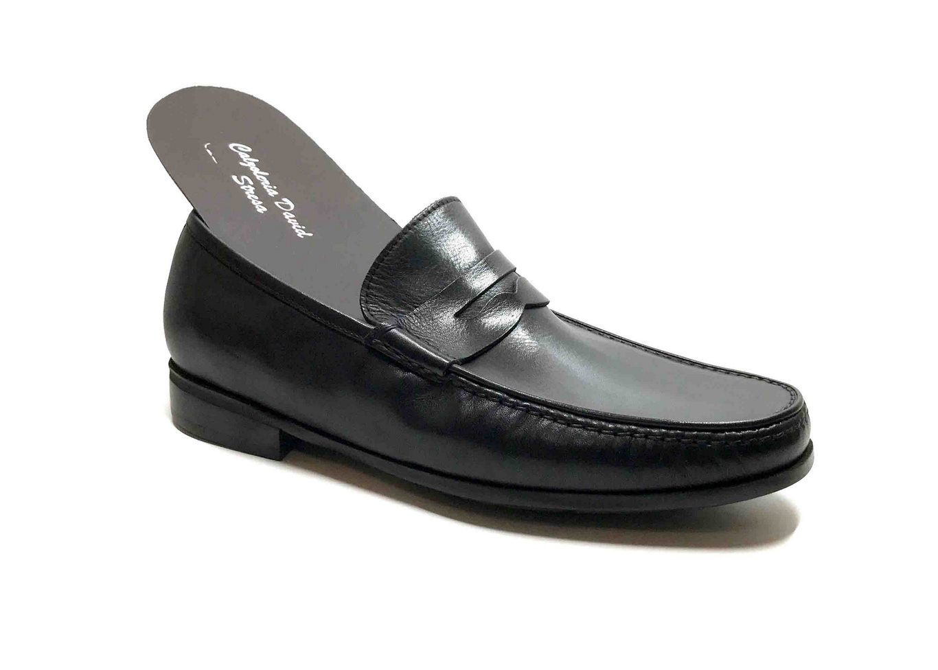 Comfort Loafer with removable insoles in Black leather
